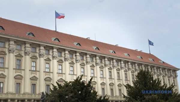 МЗС Чехії викликало посла РФ через інцидент в аеропорту Лейпцига