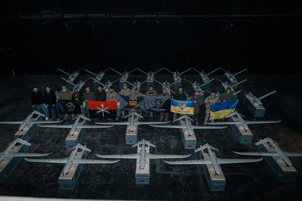 Передача фондом озброєння бригадам