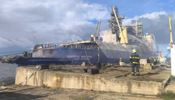 На криголамі «Адмірал Макаров» у Санкт-Петербурзі сталася пожежа