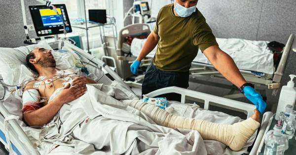 Харківські хірурги врятували ногу піхотинцю після 8-годинної операції