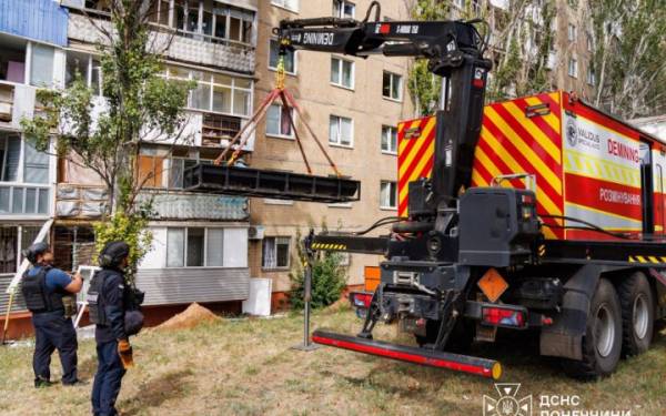 Біля дев’ятиповерхівки в Краматорську знайшли нерозірвану російську авіабомбу
