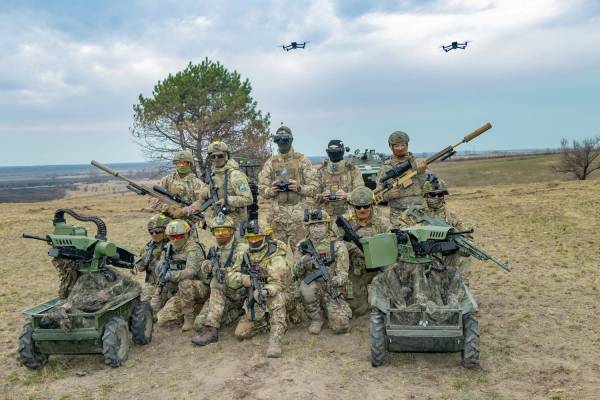 Тренування бійців 7-го корпусу швидкого реагування ДШВ ЗСУ