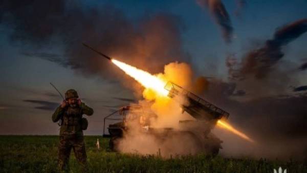 Орієнтовні втрати ворога на 12 вересня: 1 505 380 (+1500) осіб, 1633 (+11) засоби ППО, 2115 (+6) РСЗВ