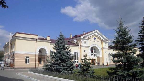 Потяги до Сум тимчасово не курсуватимуть, “Укрзалізниця” зупинятиме їх у Конотопі