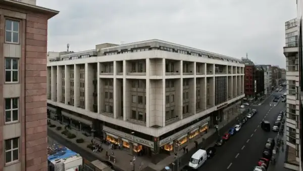 Росія втрачає дипломатичні представництва в Німеччині: закривають “Російський дім” у Берліні та консульство у Бонні