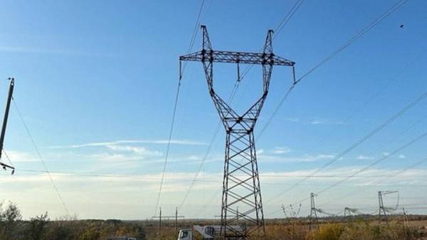 Укренерго: відключень світла в понеділок не буде
