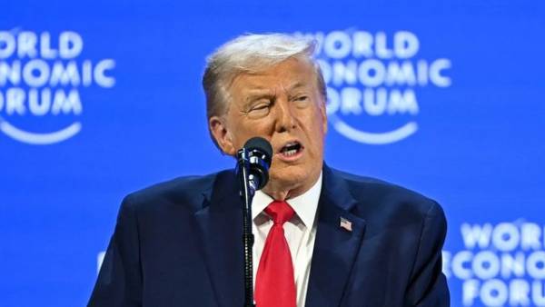 Політологи та військові: США тиснуть на Україну, щоб змусити до капітуляції перед РФ