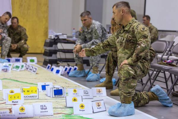 Програма з підготовки командування місією у Форт-Лівенворті, штат Канзас.