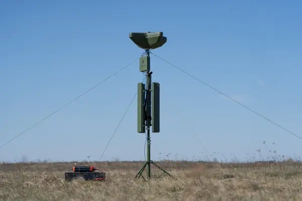 Комплекс <i>Atlas</i>, який включає РЕР-систему <i>MS Azimuth</i>&amp;nbsp;і РЕБ <i>Mirage</i>
